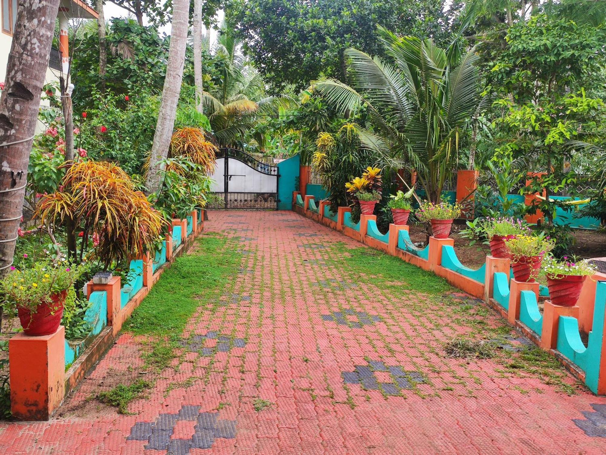 Happy Buddha Homestay Varkala Exteriér fotografie